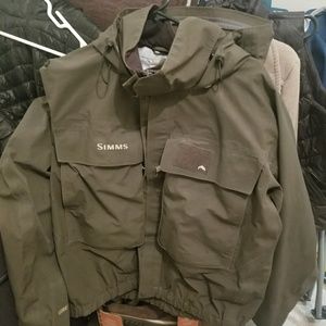 Simms lightweight mens coat size large